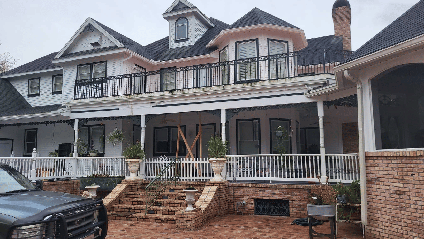 Residential Painters in Jacksonville Beach: Why Coastal Painting Is Different